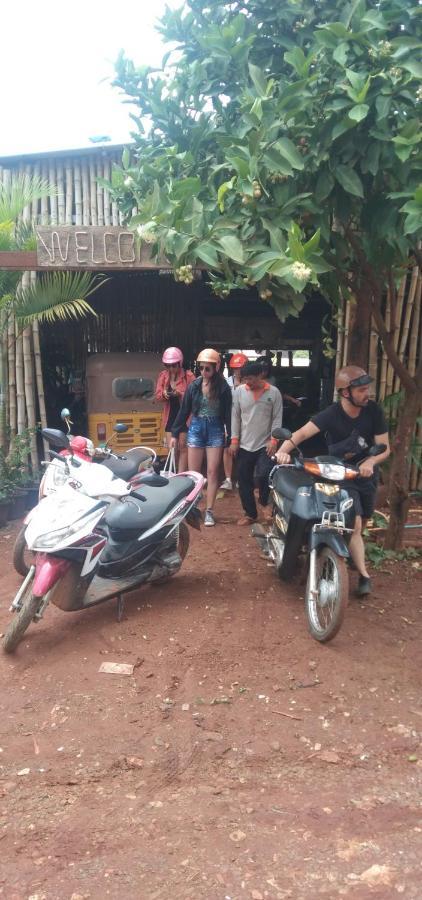Happy Bungalow & Trekking Banlung Екстер'єр фото